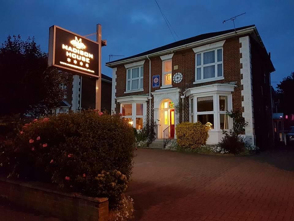 Madison House Bed and Breakfast Southampton Buitenkant foto